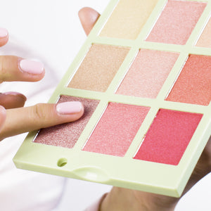 Pixi + Hello Kitty Chrome Glow Palette